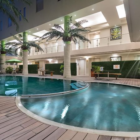 Sun Boutique Hotel Кута Екстер'єр фото